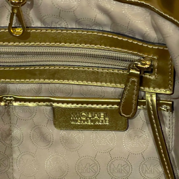 Limited Edition Michael Kors Flower Perforated Travel Tote with Gold Hardware - Picture 7 of 7